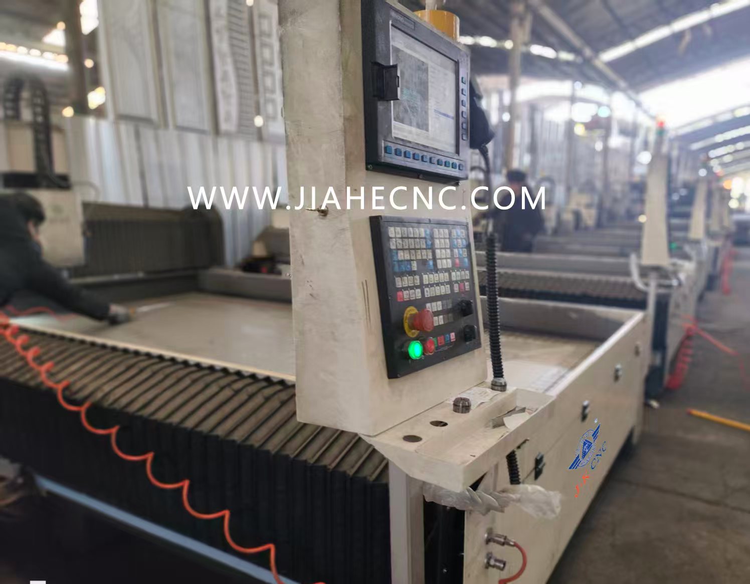 Aluminum Door Engraving Machine Aluminum Door Engraving Machine