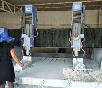 Macchina per intagliare la pietra