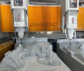 Macchina per incidere la pietra