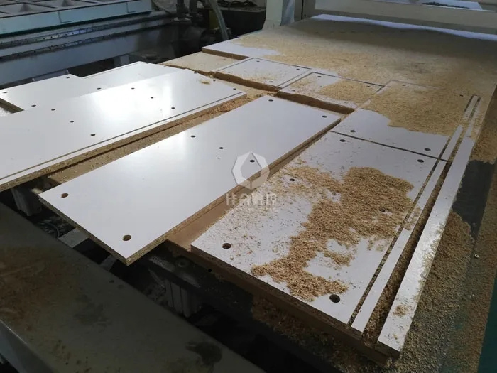 Macchina per intagliare porte in legno CNC CNC Wood Door Carving Machine