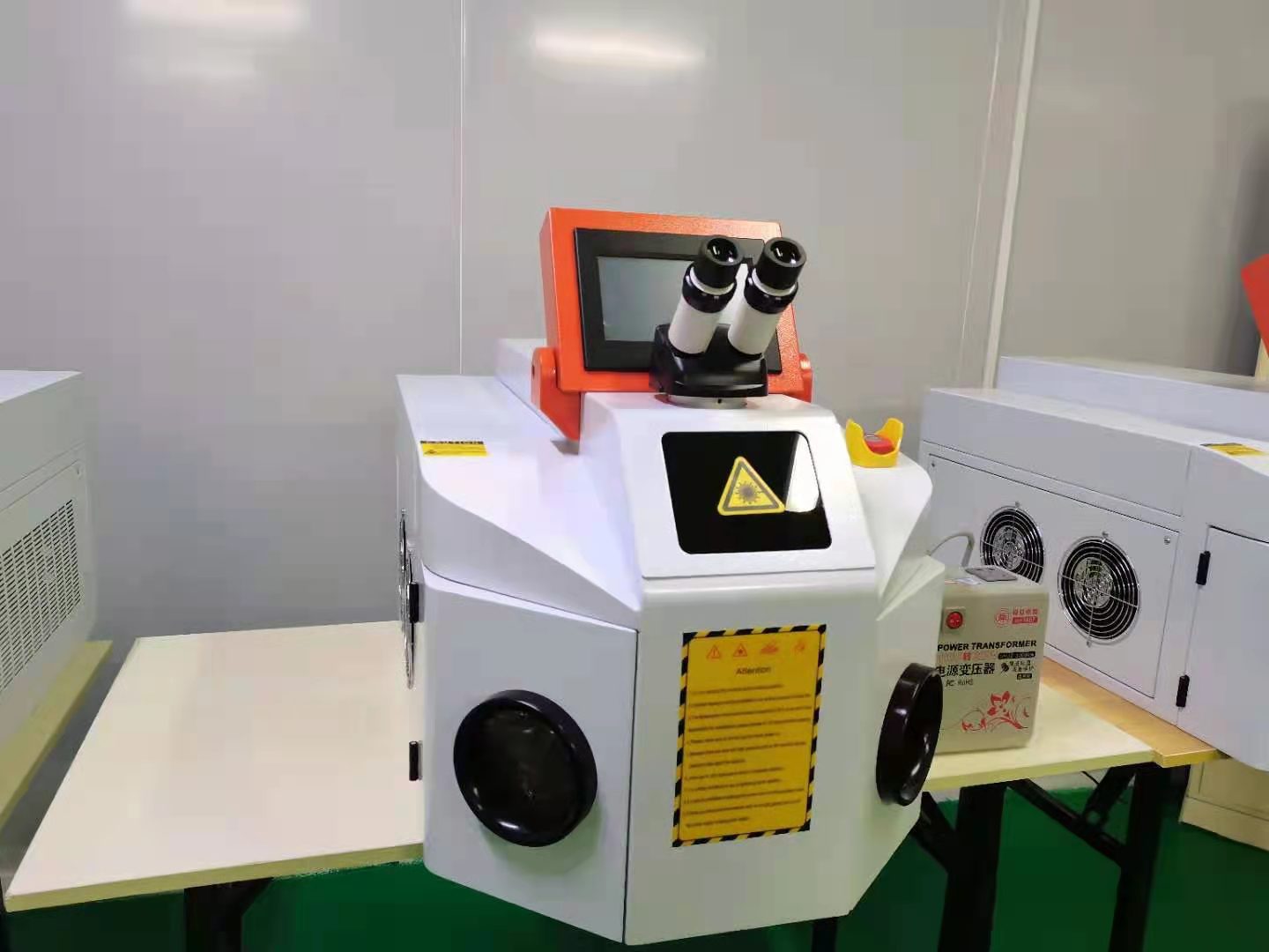 Aparat de sudat cu laser YAG YAG Laser Welding Machine