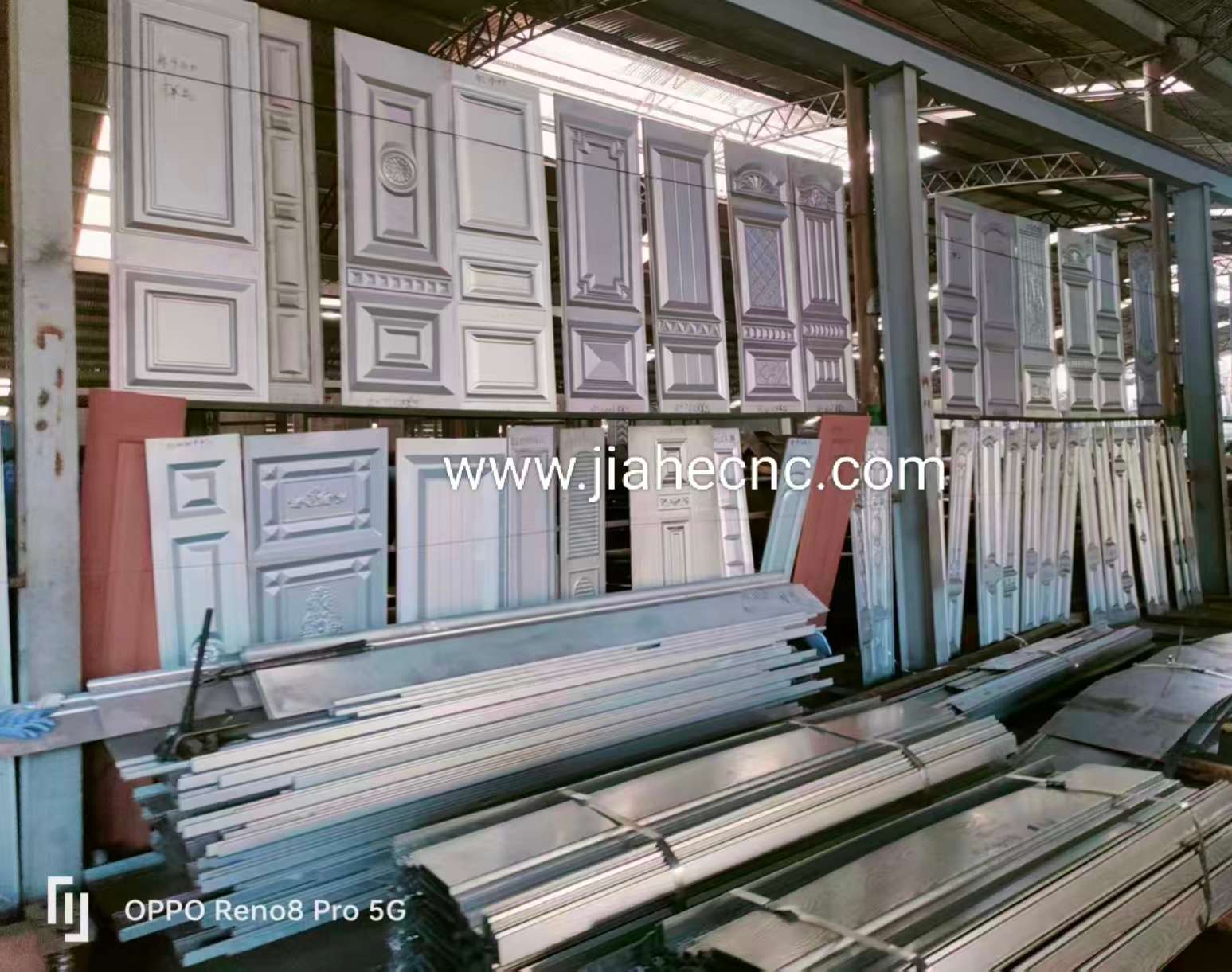 Aluminum Door Engraving Machine Aluminum Door Engraving Machine